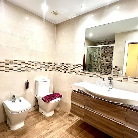 Great Location * Playa Paraiso (Tenerife)